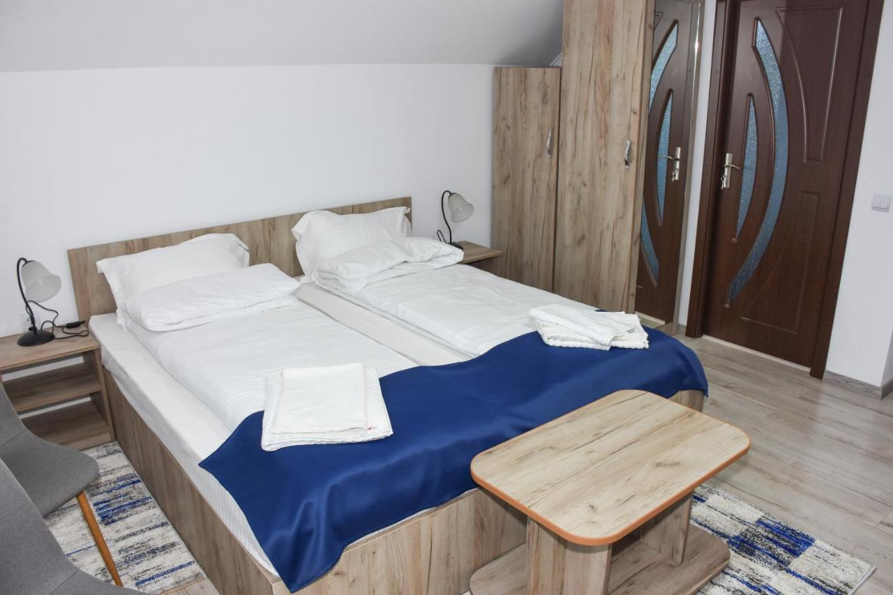 Tomis House Hotel Curtea De Arges Luaran gambar